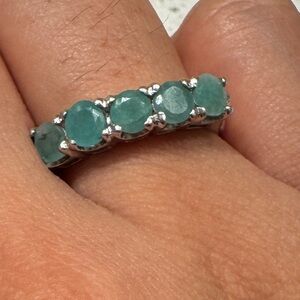 Emerald ring in sterling silver